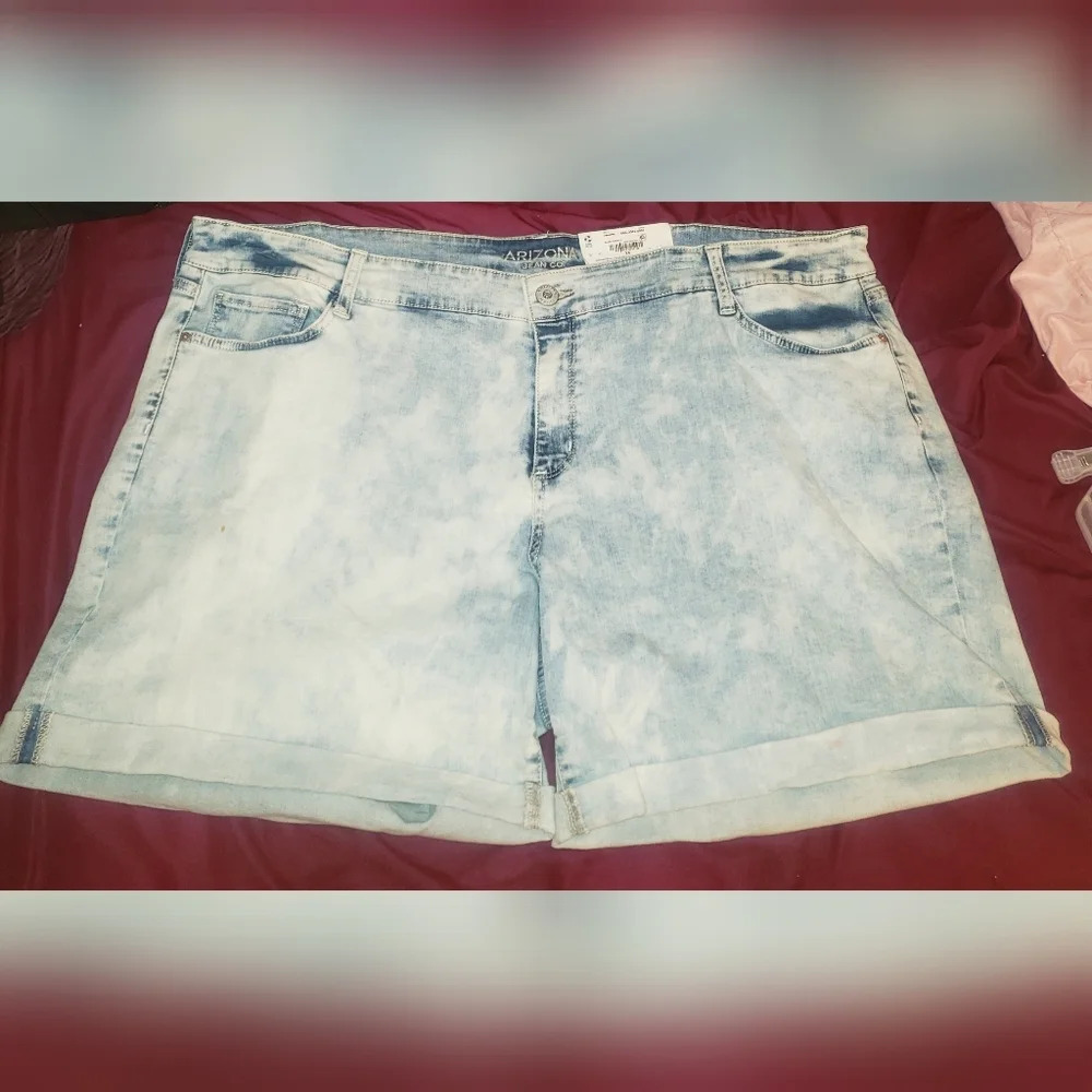 Arizona jean shorts 24 blue quartz juniors plus 3x 2x 20 22 24